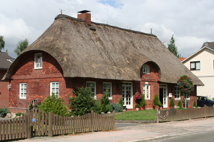 Reetdachhaus in der Alten Dorfstrae